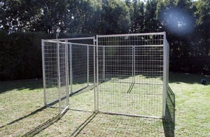 3m X 4.5m Pack Pet Enclosure with Gate
