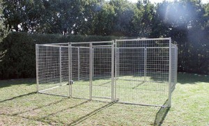 4.5m X 4.5m Pet Enclosure with Gate 